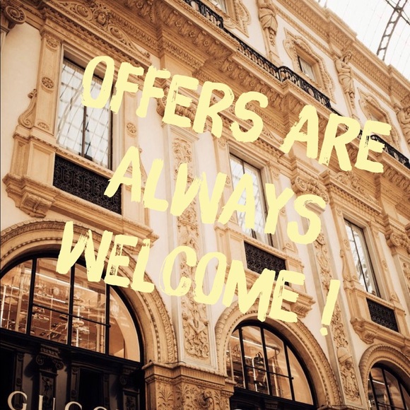 Tickle Toes Fuzzy Boots - Picture 6 of 6